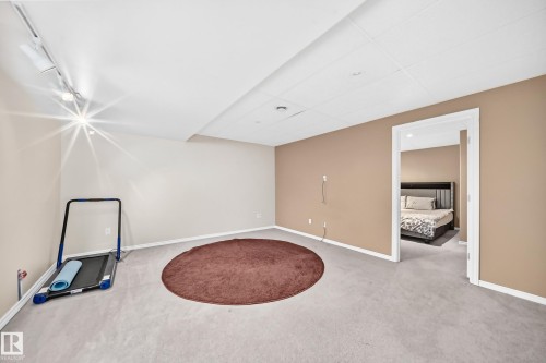 19 Victoria Bay, Spruce Grove, AB - Indoor