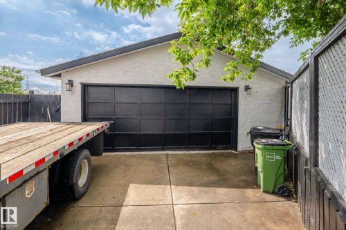 5519 10 Avenue Nw, Edmonton, AB - Outdoor With Exterior