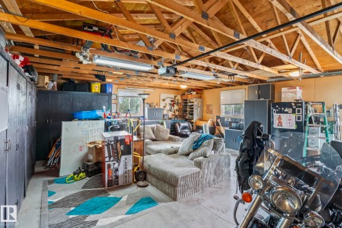 5519 10 Avenue Nw, Edmonton, AB - Indoor Photo Showing Basement