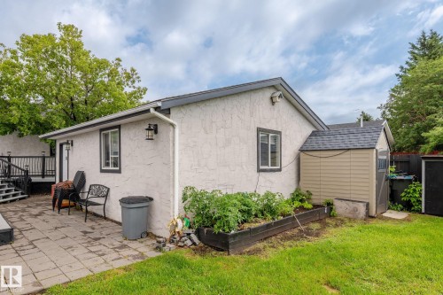 5519 10 Avenue Nw, Edmonton, AB - Outdoor With Exterior