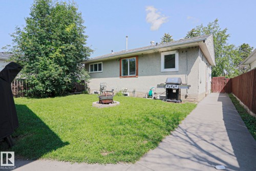 11142 51 Street Nw, Edmonton, AB - Outdoor