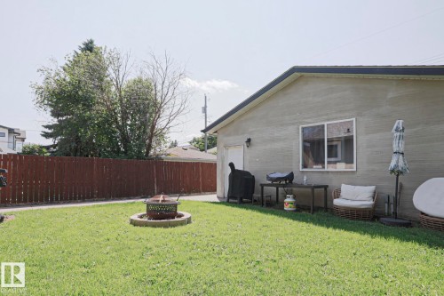 11142 51 Street Nw, Edmonton, AB - Outdoor