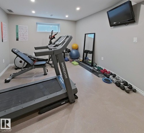 4006 Charles Place Sw, Edmonton, AB - Indoor Photo Showing Gym Room