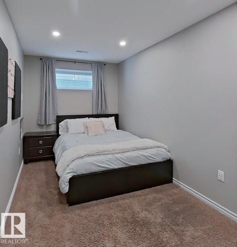 4006 Charles Place Sw, Edmonton, AB - Indoor Photo Showing Bedroom