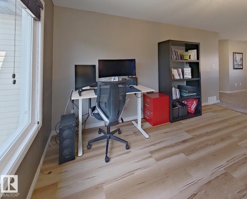4006 Charles Place Sw, Edmonton, AB - Indoor Photo Showing Office