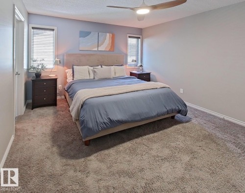 4006 Charles Place Sw, Edmonton, AB - Indoor Photo Showing Bedroom