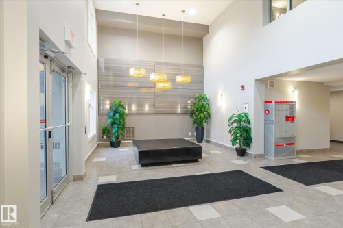 257 7805 71 Street, Edmonton, AB - Indoor Photo Showing Other Room