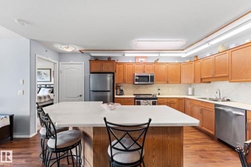 #306 6623 172 St Nw, Edmonton, AB - Indoor Photo Showing Kitchen With Double Sink