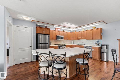 #306 6623 172 St Nw, Edmonton, AB - Indoor Photo Showing Kitchen