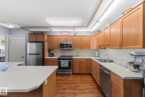 #306 6623 172 St Nw, Edmonton, AB - Indoor Photo Showing Kitchen With Double Sink