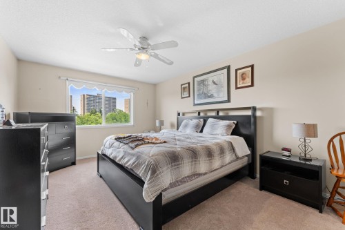 #306 6623 172 St Nw, Edmonton, AB - Indoor Photo Showing Bedroom