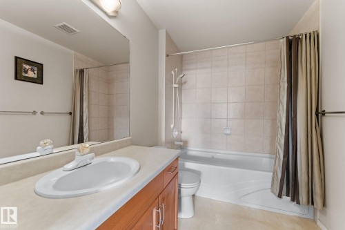 #306 6623 172 St Nw, Edmonton, AB - Indoor Photo Showing Bathroom