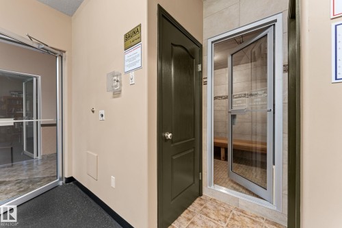#306 6623 172 St Nw, Edmonton, AB - Indoor Photo Showing Other Room