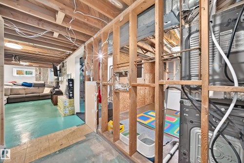 5611 134A Avenue Nw, Edmonton, AB - Indoor Photo Showing Basement