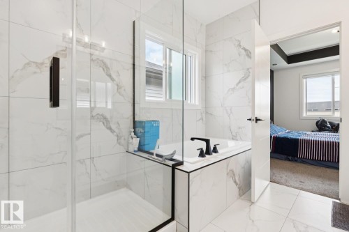 211 Kettyl Court, Leduc, AB - Indoor Photo Showing Bathroom