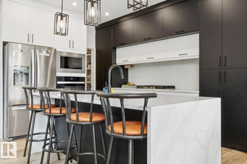211 Kettyl Court, Leduc, AB - Indoor Photo Showing Kitchen