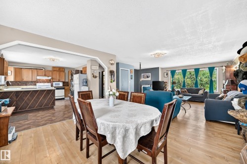 8 Fourth Street, Duffield, AB - Indoor Photo Showing Other Room