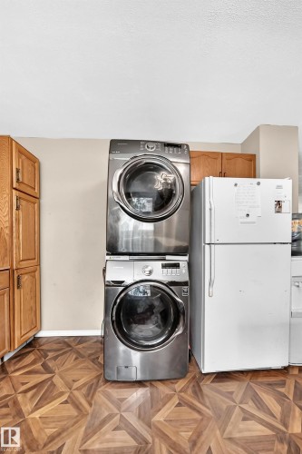 8 Fourth Street, Duffield, AB - Indoor Photo Showing Laundry Room