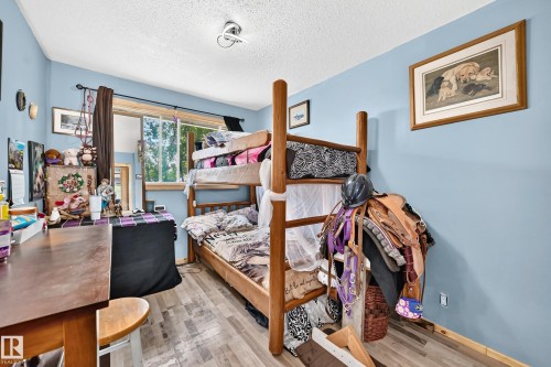8 Fourth Street, Duffield, AB - Indoor Photo Showing Bedroom