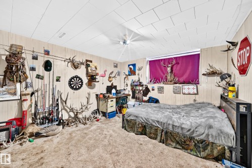 8 Fourth Street, Duffield, AB - Indoor