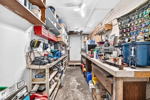 8 Fourth Street, Duffield, AB - Indoor With Storage