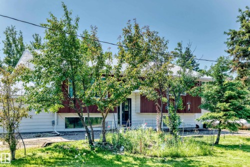 8 Fourth Street, Duffield, AB - Outdoor