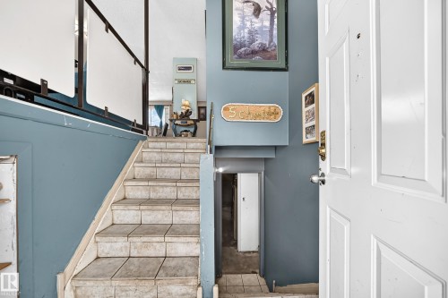 8 Fourth Street, Duffield, AB - Indoor Photo Showing Other Room