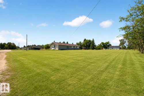 5316 54 Avenue, Andrew, AB - Outdoor