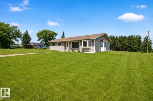 5316 54 Avenue, Andrew, AB - Outdoor