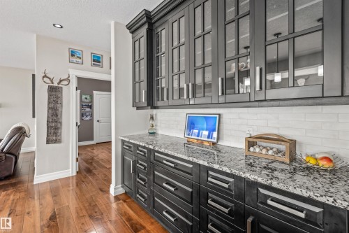 1421 Westerra Bay, Stony Plain, AB - Indoor Photo Showing Kitchen With Upgraded Kitchen