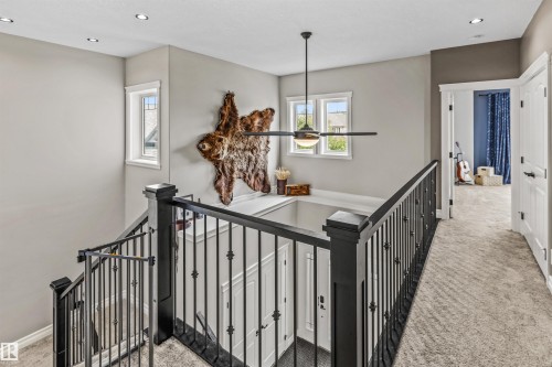Upper-level landing - 1421 Westerra Bay, Stony Plain, AB - Indoor Photo Showing Other Room