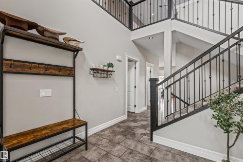 1421 Westerra Bay, Stony Plain, AB - Indoor Photo Showing Other Room