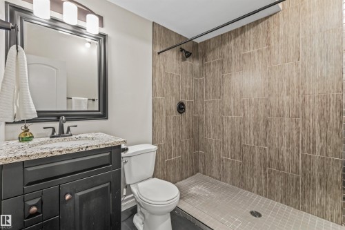 1421 Westerra Bay, Stony Plain, AB - Indoor Photo Showing Bathroom