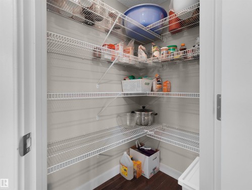 1692 Cunningham Way, Edmonton, AB - Indoor With Storage