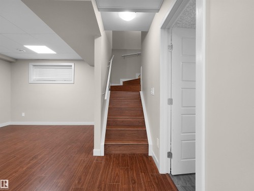 1692 Cunningham Way, Edmonton, AB - Indoor Photo Showing Other Room