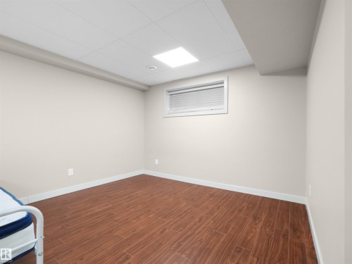 1692 Cunningham Way, Edmonton, AB - Indoor Photo Showing Other Room
