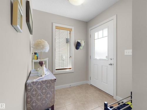 1692 Cunningham Way, Edmonton, AB - Indoor Photo Showing Other Room