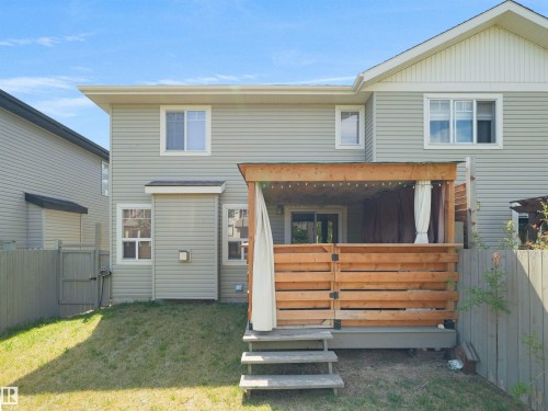 1692 Cunningham Way, Edmonton, AB - Outdoor With Exterior