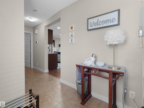 1692 Cunningham Way, Edmonton, AB - Indoor Photo Showing Other Room