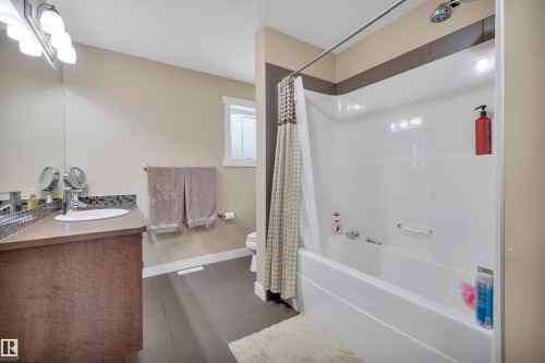 #167 401 Southfork Dr, Leduc, AB - Indoor Photo Showing Bathroom