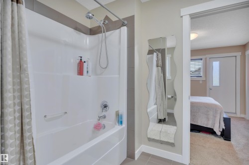 #167 401 Southfork Dr, Leduc, AB - Indoor Photo Showing Bathroom