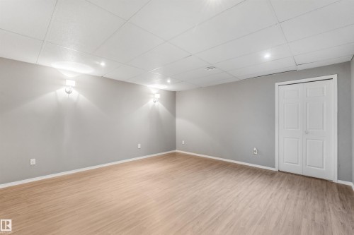 #19 15215 126 St Nw, Edmonton, AB - Indoor Photo Showing Other Room