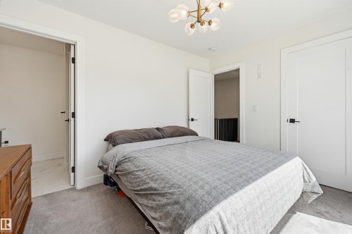 14320 98 Avenue Nw, Edmonton, AB - Indoor Photo Showing Bedroom