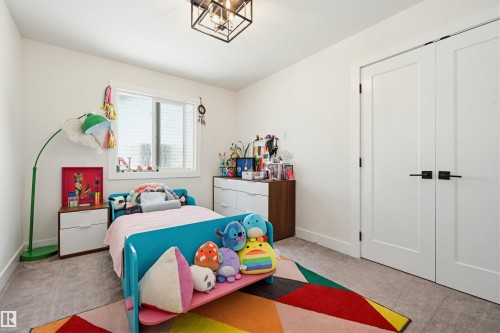 14320 98 Avenue Nw, Edmonton, AB - Indoor Photo Showing Bedroom