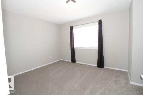 744 88 Street Sw, Edmonton, AB - Indoor Photo Showing Other Room