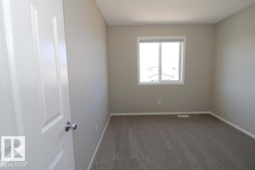 744 88 Street Sw, Edmonton, AB - Indoor Photo Showing Other Room