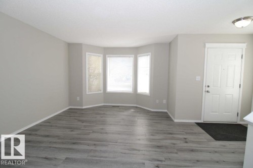 744 88 Street Sw, Edmonton, AB - Indoor Photo Showing Other Room