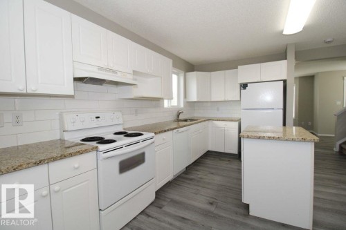 744 88 Street Sw, Edmonton, AB - Indoor Photo Showing Kitchen