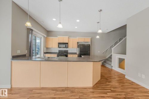 Kitchen - #16 7293 South Terwillegar Dr Nw, Edmonton, AB - Indoor Photo Showing Kitchen