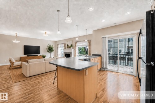 Photo has been virtually staged - #16 7293 South Terwillegar Dr Nw, Edmonton, AB - Indoor